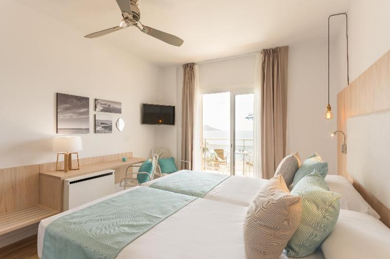 Monterrey By Pierre & Hotel Roses